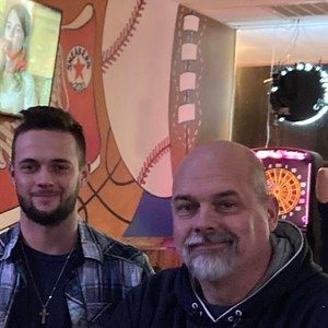 Meet your Posher, Devin